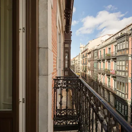 Libere Ledesma 아파트 *